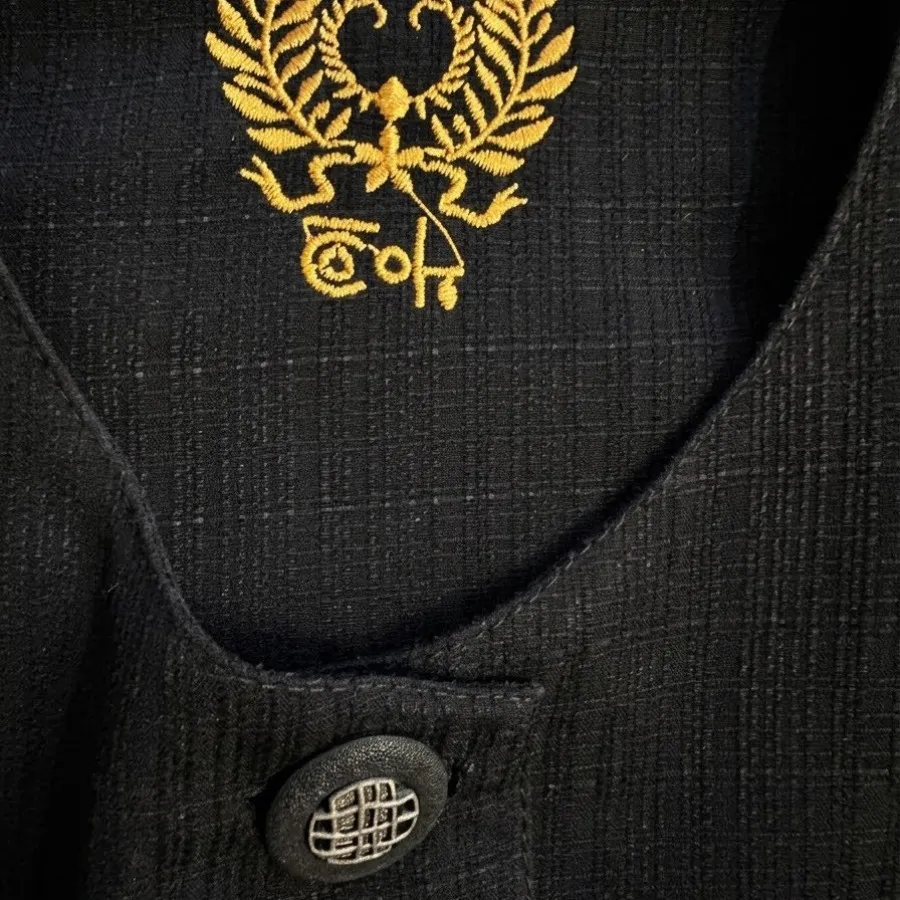 مانتوکارمندی