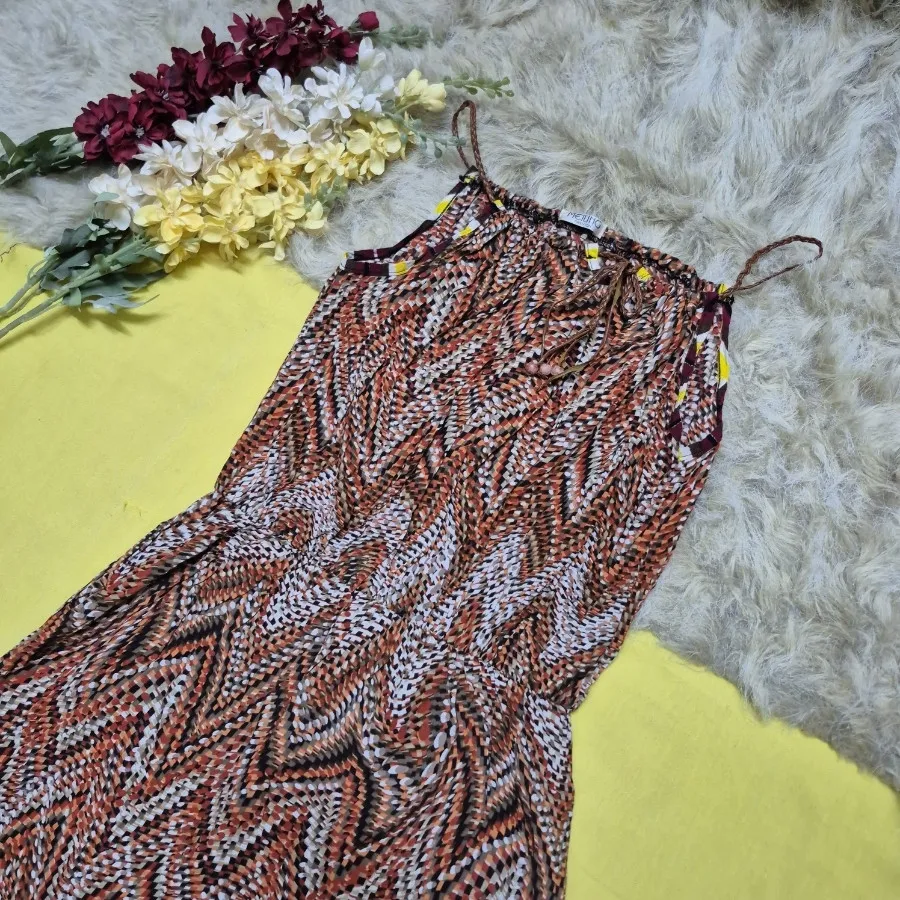تاپ ساحلی نخی