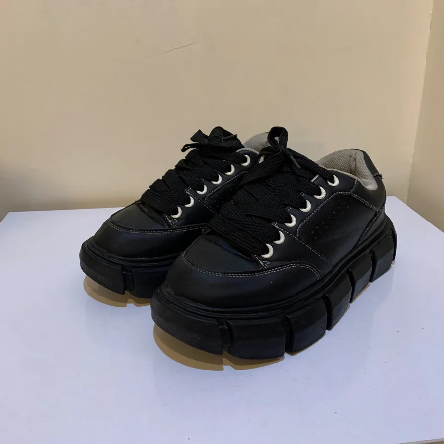 کتونی زارا اورجینال