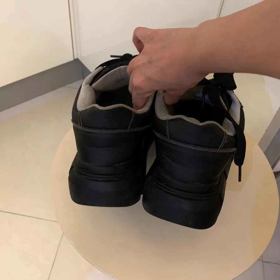 کتونی زارا اورجینال