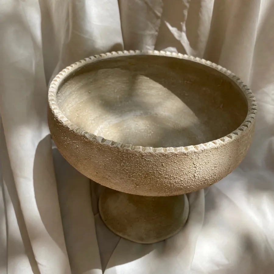 ظرف سفالی پتینه شده