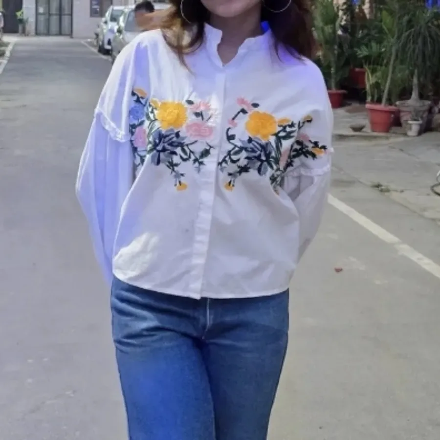 کراپ شومیز گلدوزی  Leftis