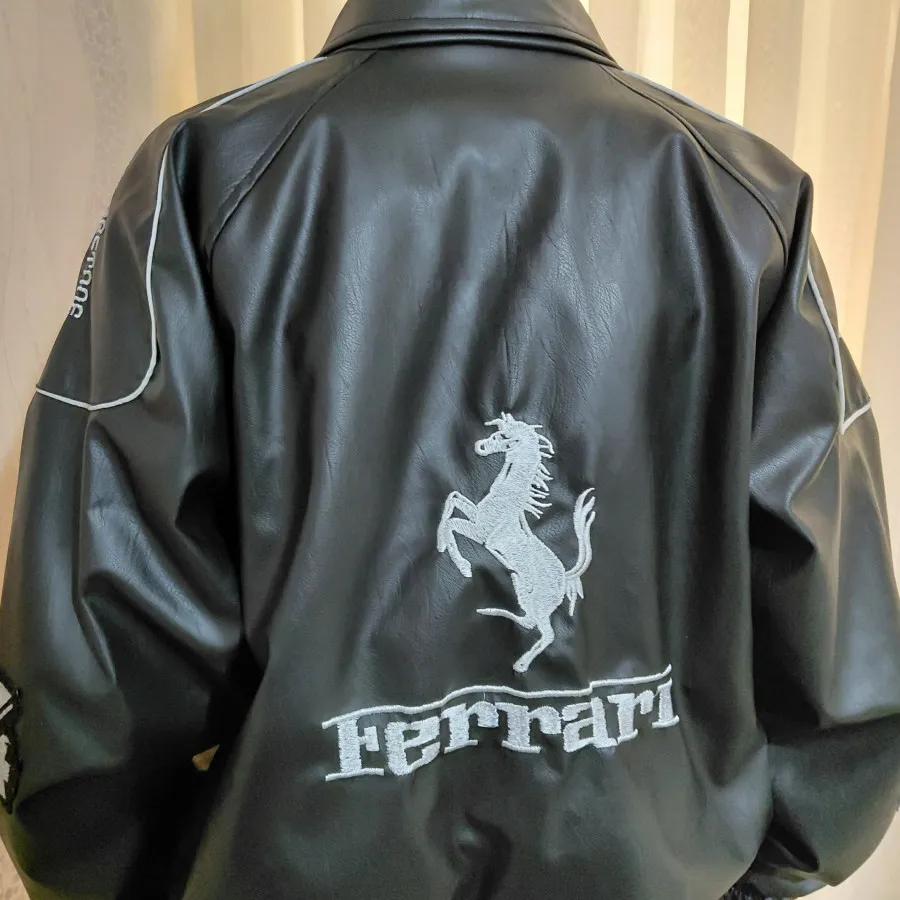 کت چرم فراری