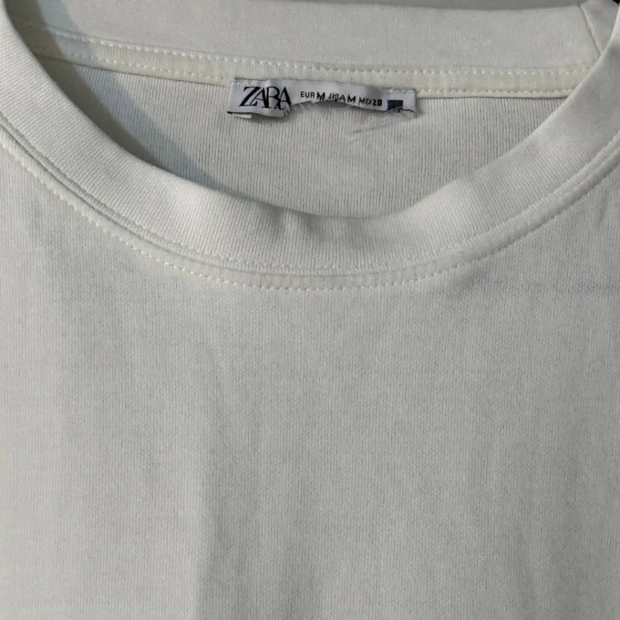 تیشرت سفید ZARA چهارفصل