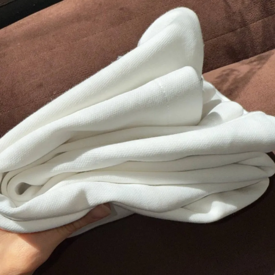 تیشرت سفید ZARA چهارفصل