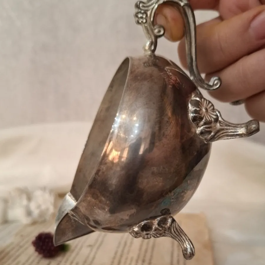 شکر ریز یا سسخوری