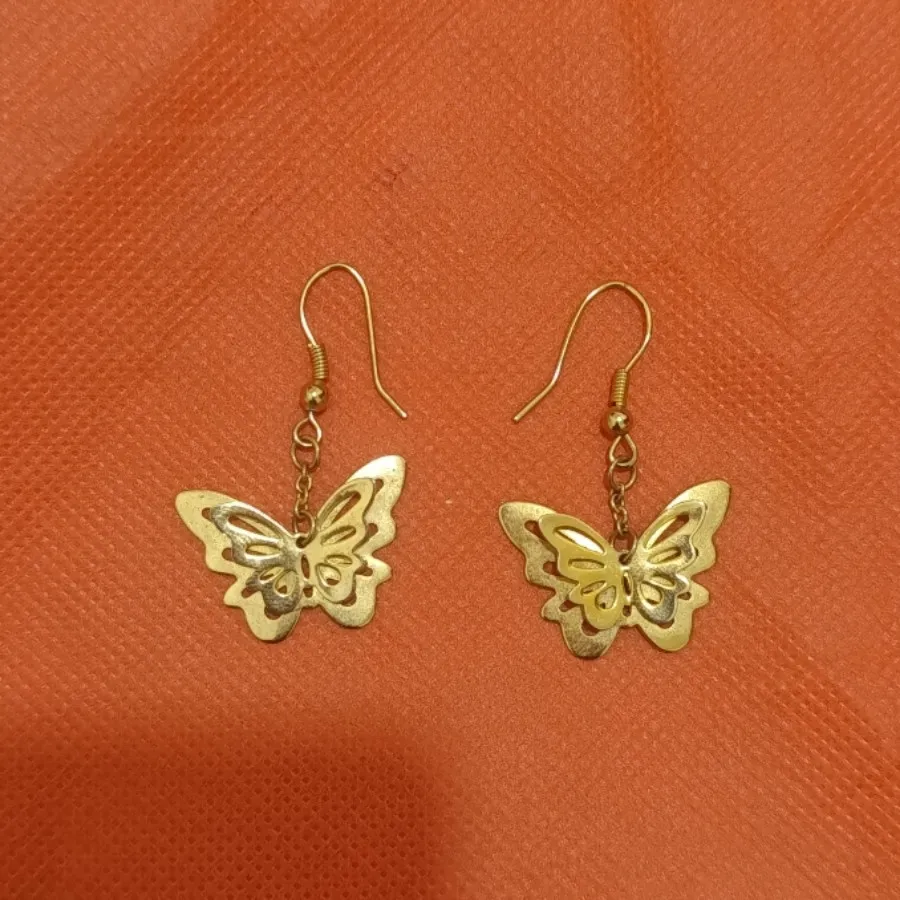 گوشواره پروانه ای