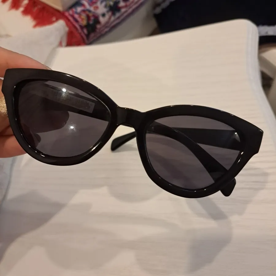 عینک آفتاتی