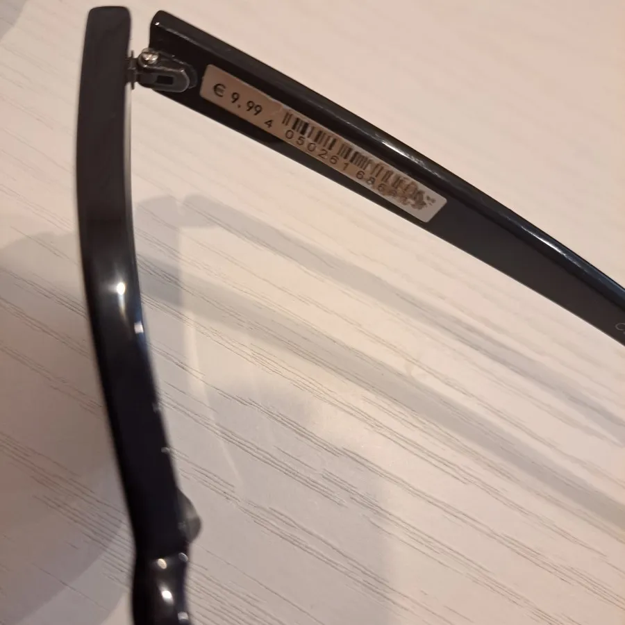 عینک آفتاتی