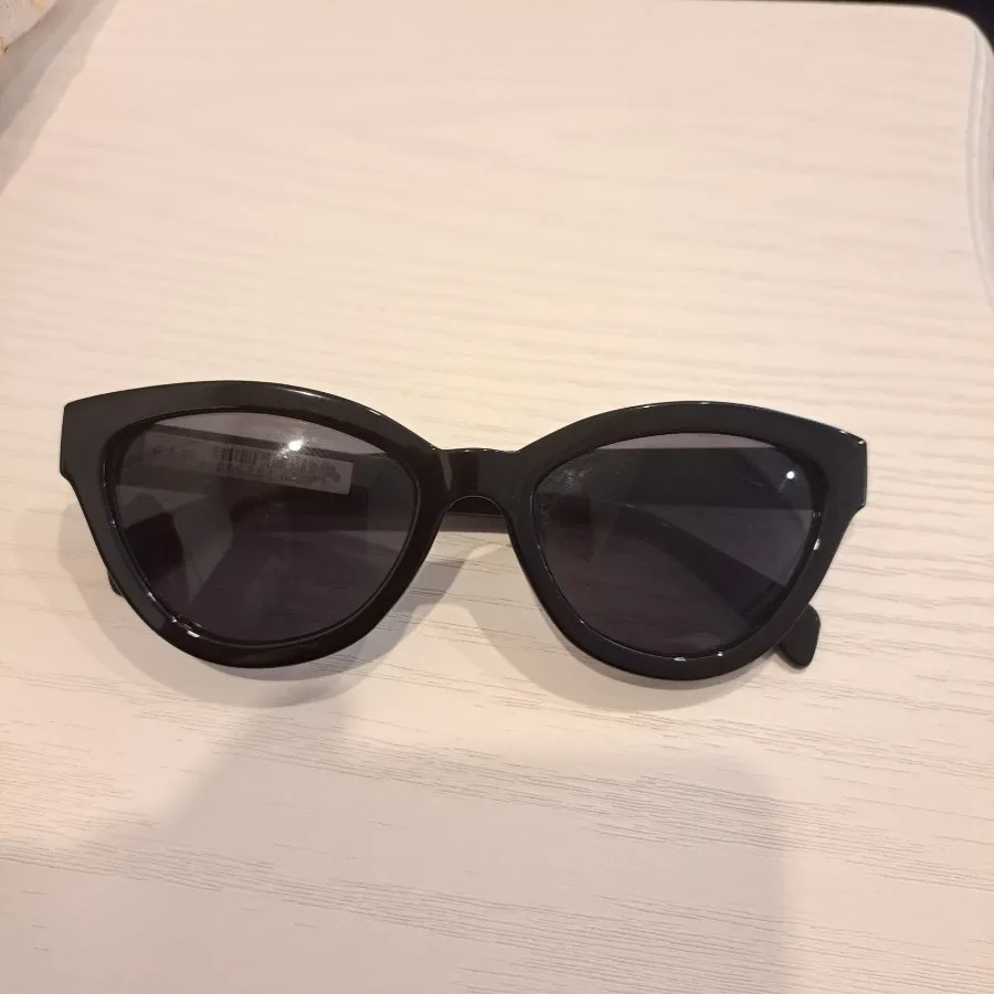 عینک آفتاتی