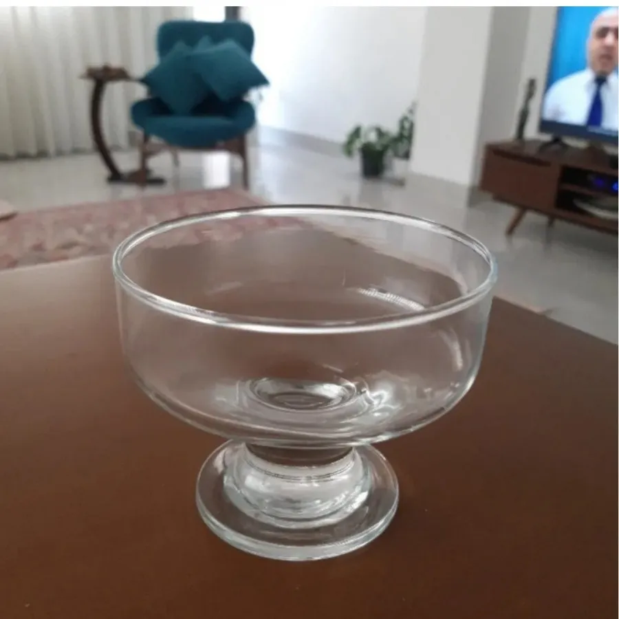 بستنی خوری پایه دار