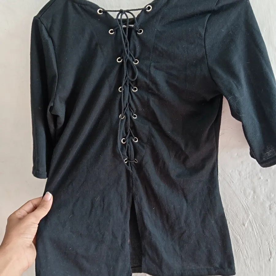 تیشرت مشکی