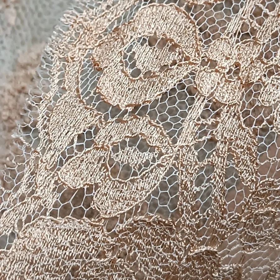 تاپ مجلسی رنگ بدن