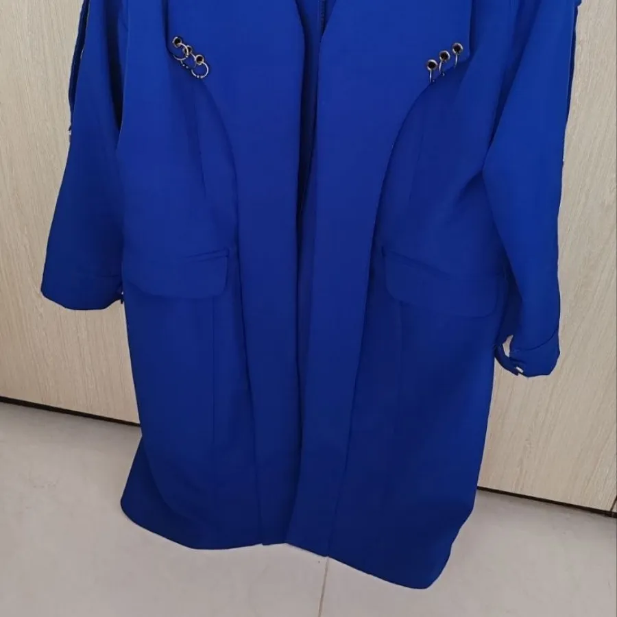 مانتو آبی