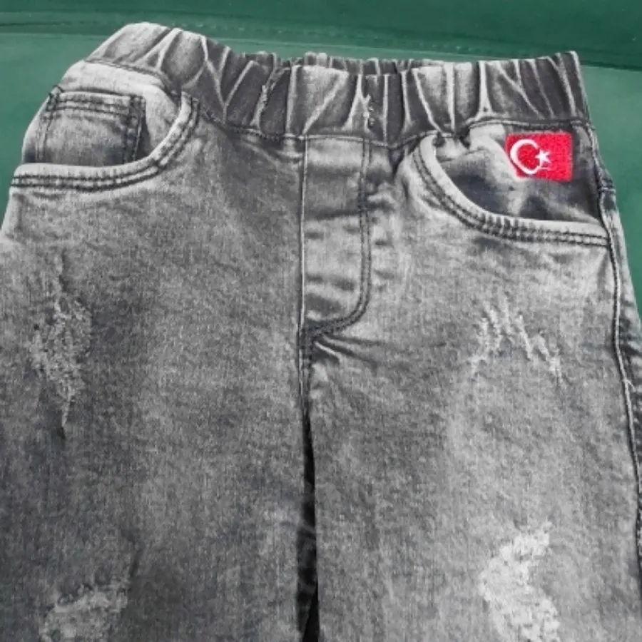 شلوار جین بچگانه