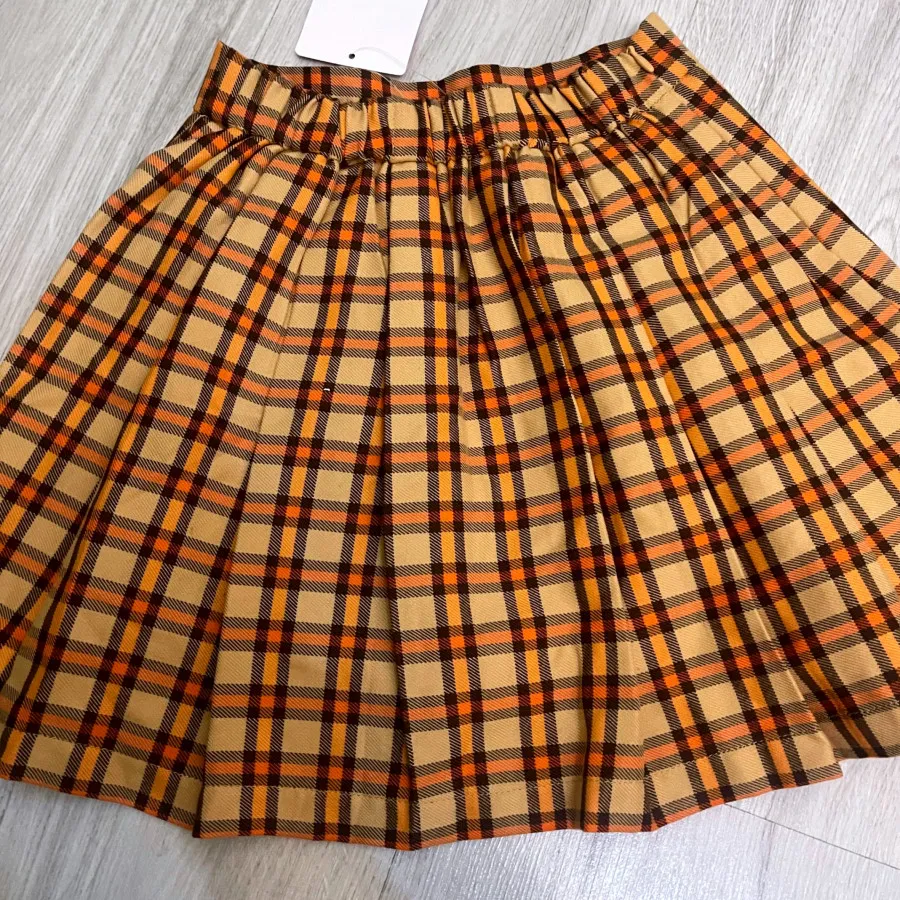 دامن چهارخونه