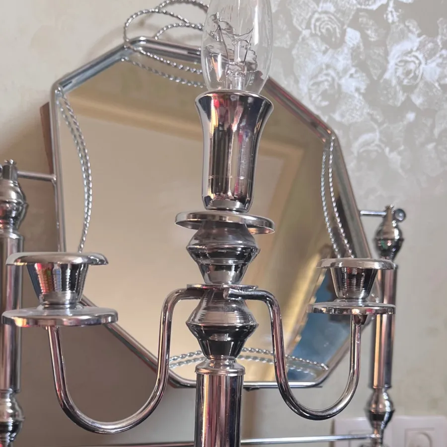 آینه و شمعدان