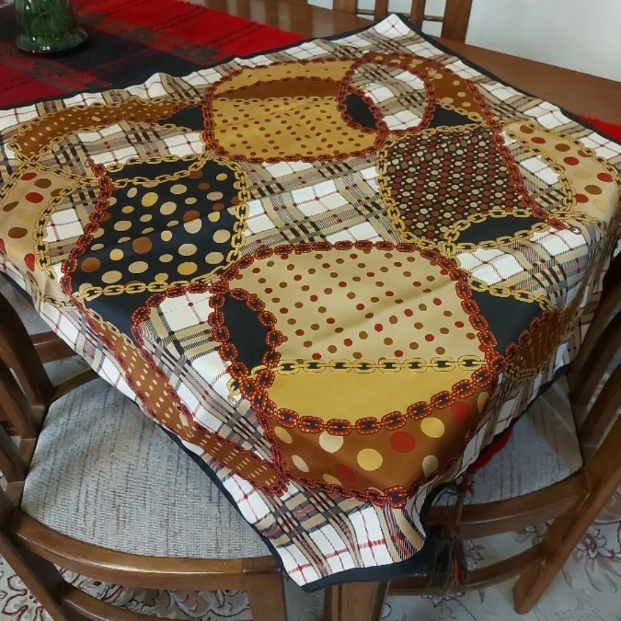 روسری مجلسی طلاکوب