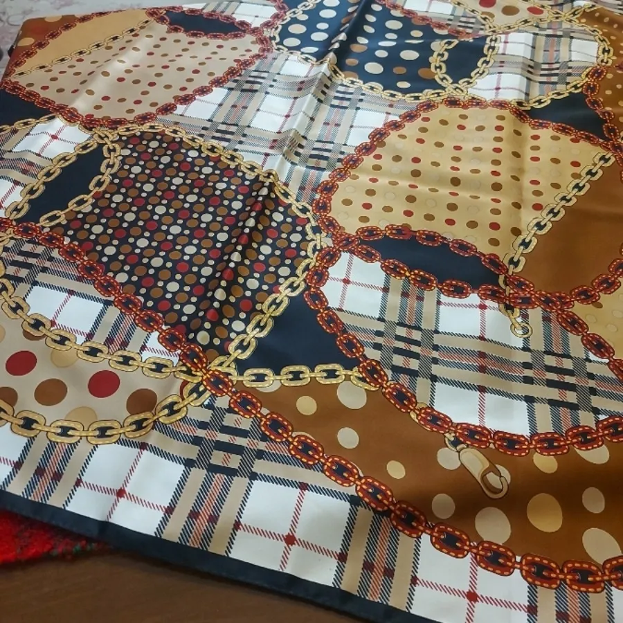 روسری مجلسی طلاکوب