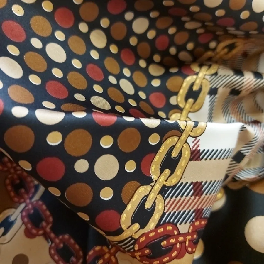 روسری مجلسی طلاکوب