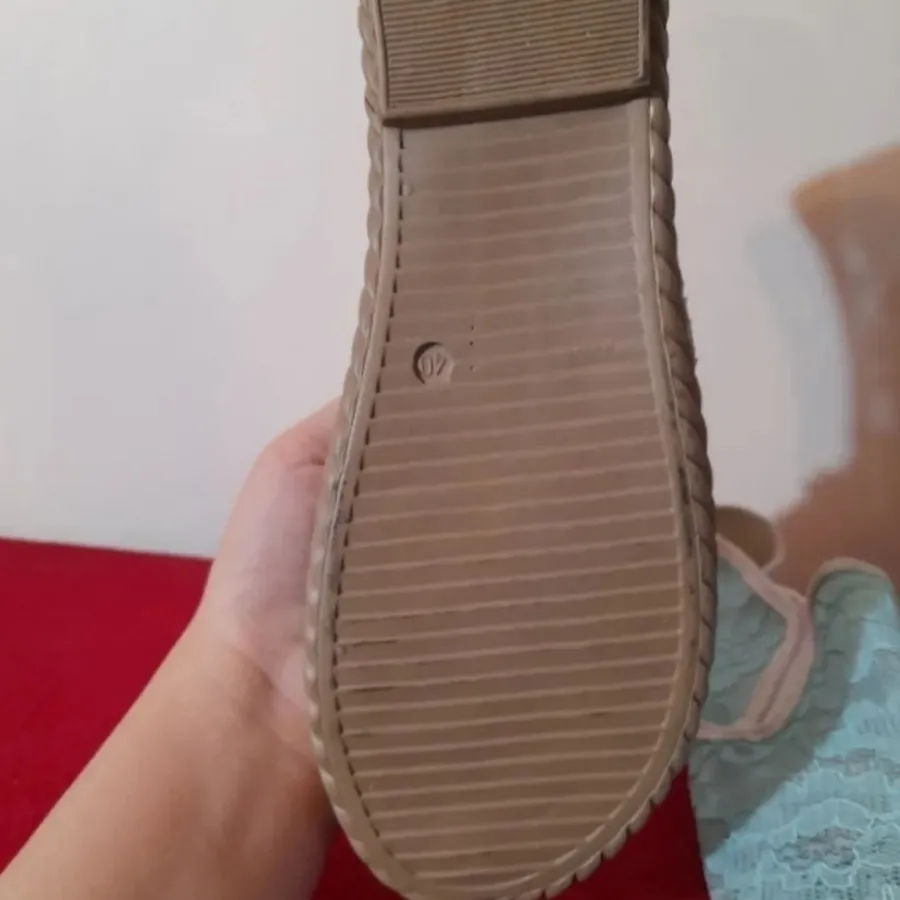 کفش سایز 40