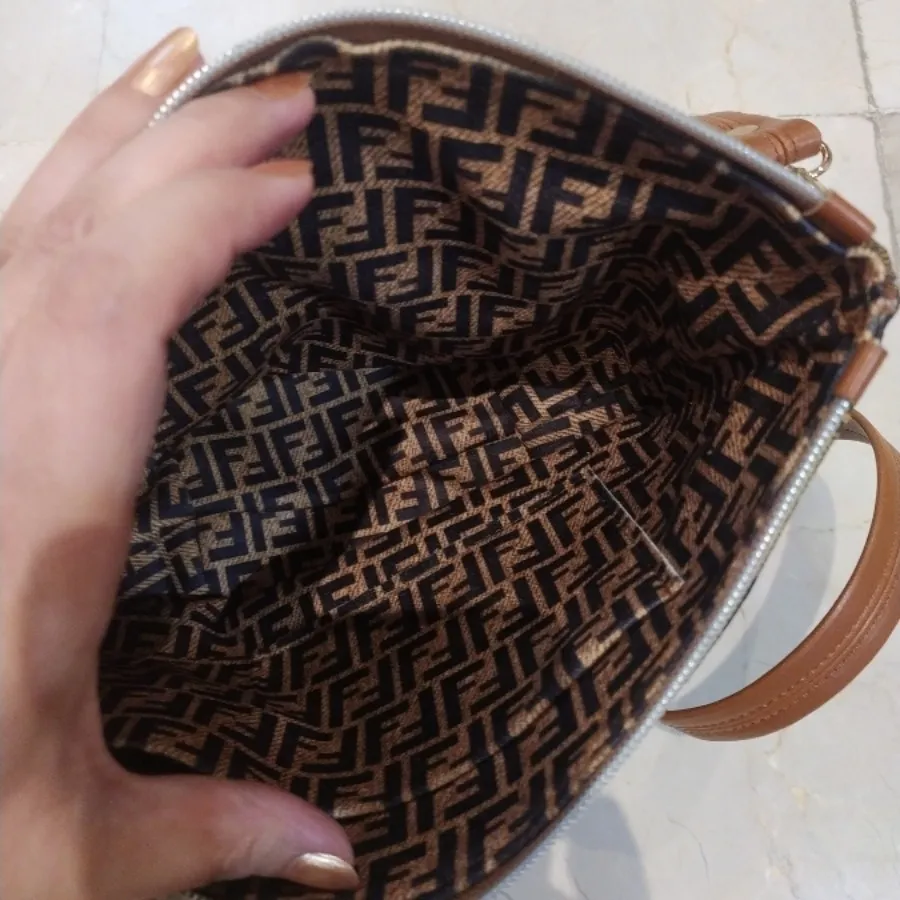 کیف دوشی