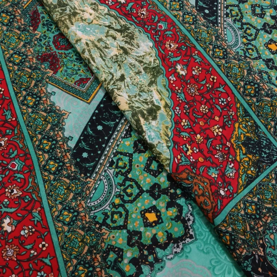 روسری نخی ژاکارد طرح سنتی