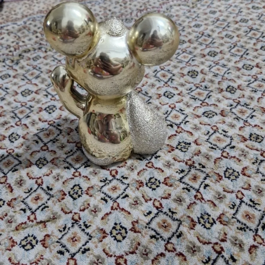 مجسمه زیبا