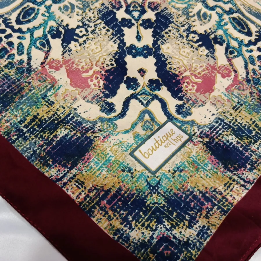 روسری ساتن برند Boutique