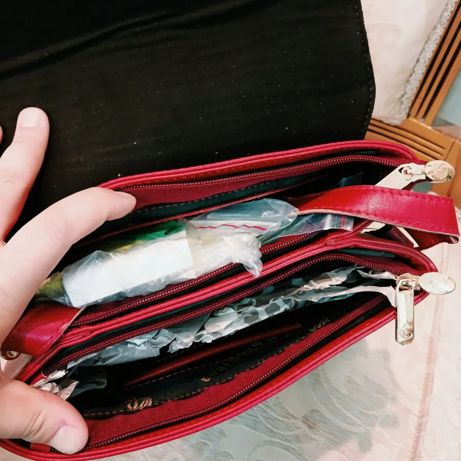کیف رودوشی زرشکی رنگ