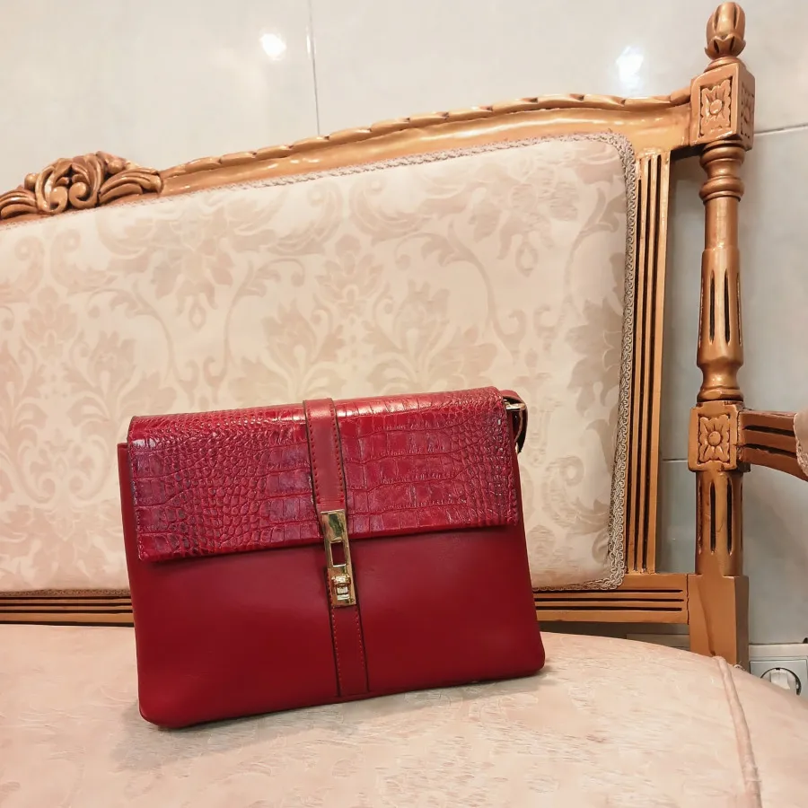 کیف رودوشی زرشکی رنگ