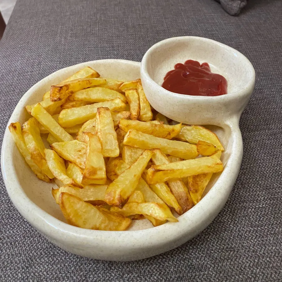 ظرف چیپس و ماست و سیبوسس