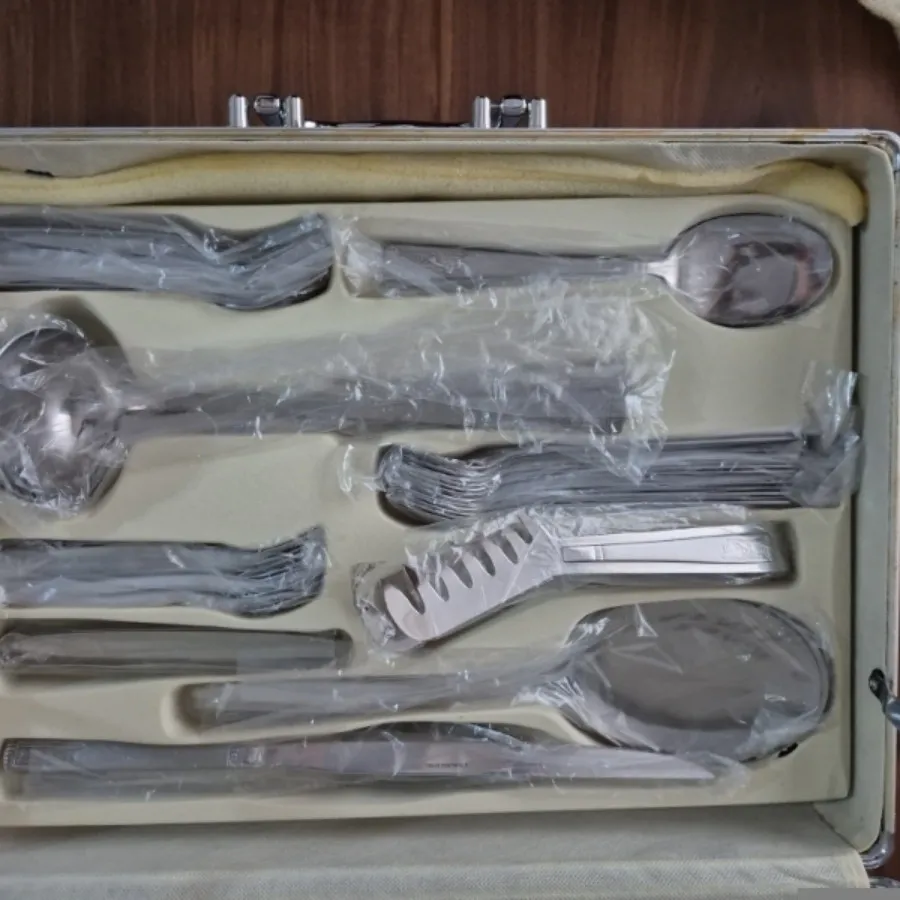 سرویس قاشق و چنگال94پارچه