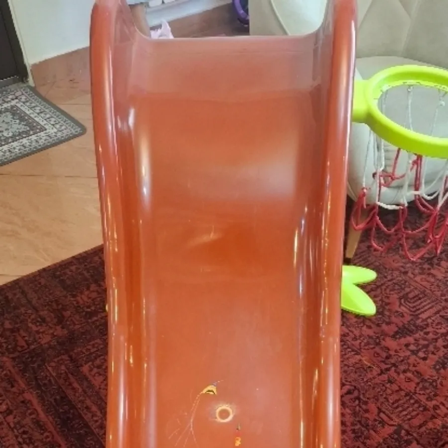 سرسره بازی کودکان