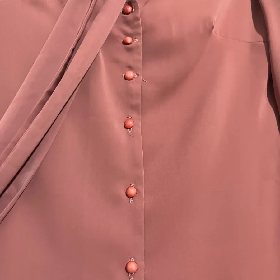 شومیز کراواتی