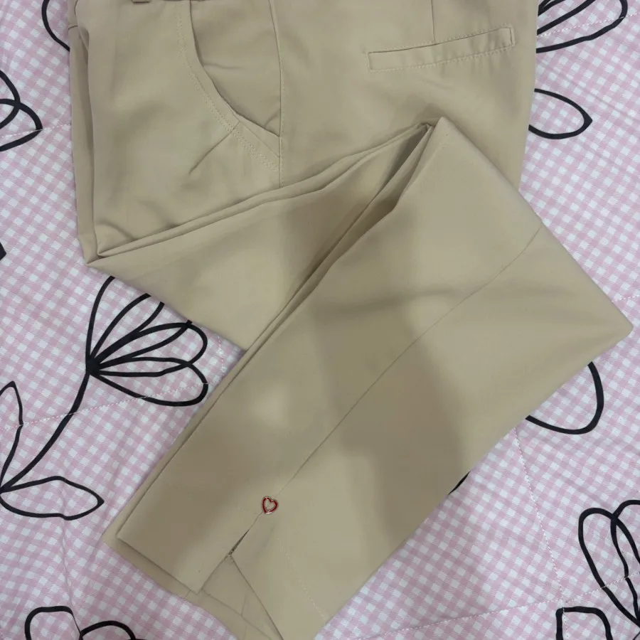 شلوار پارچه ای کرم