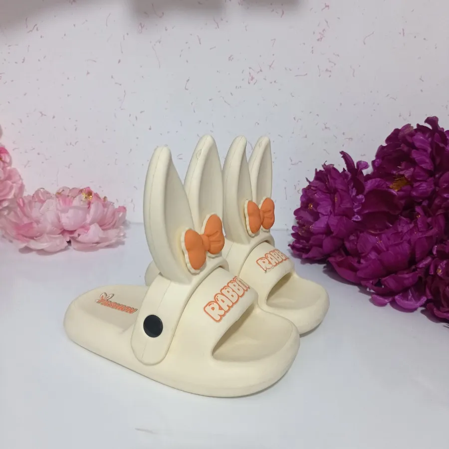 دمپایی بچگانه