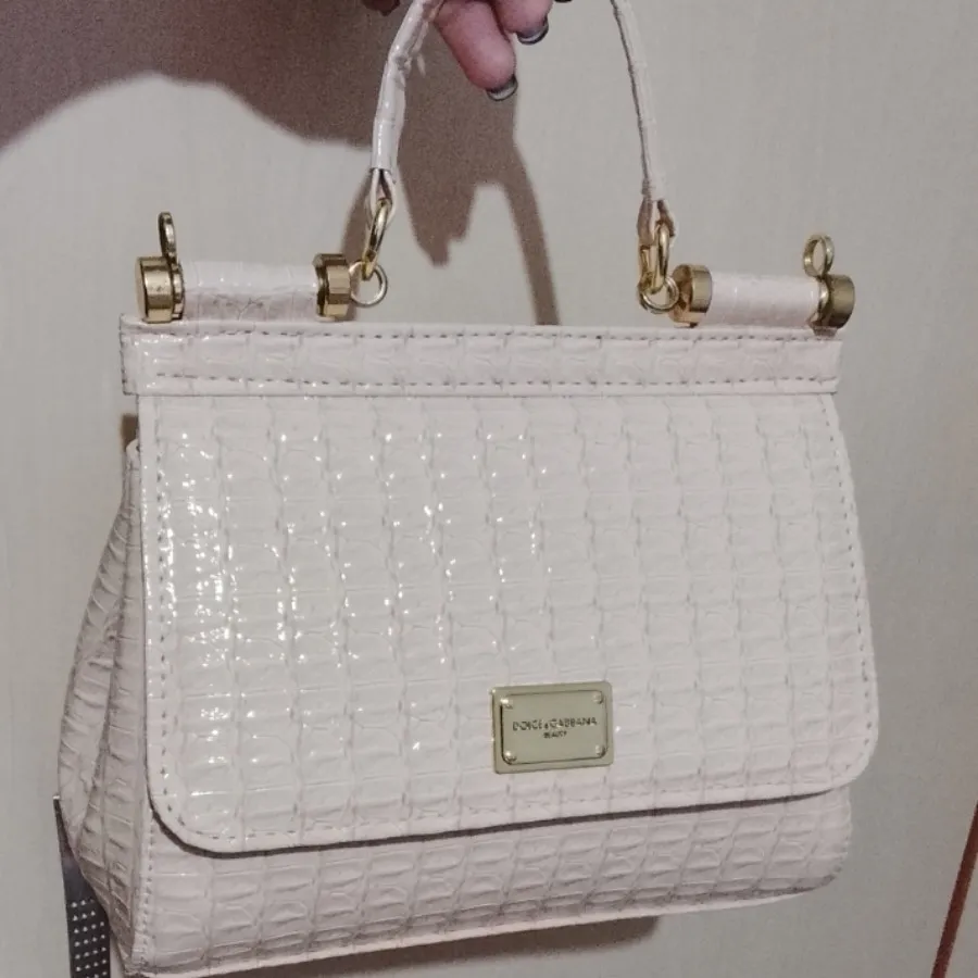 کیف طرح دولچه