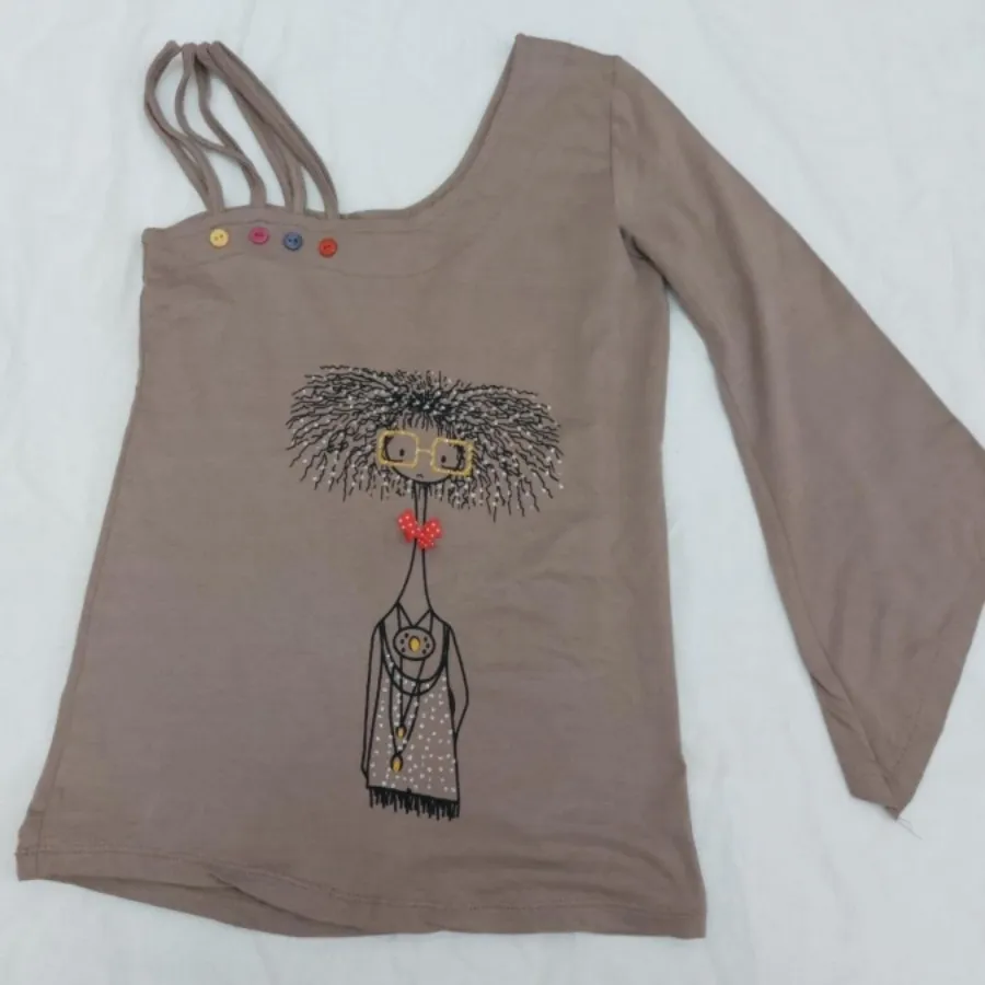 تاپ زنانه