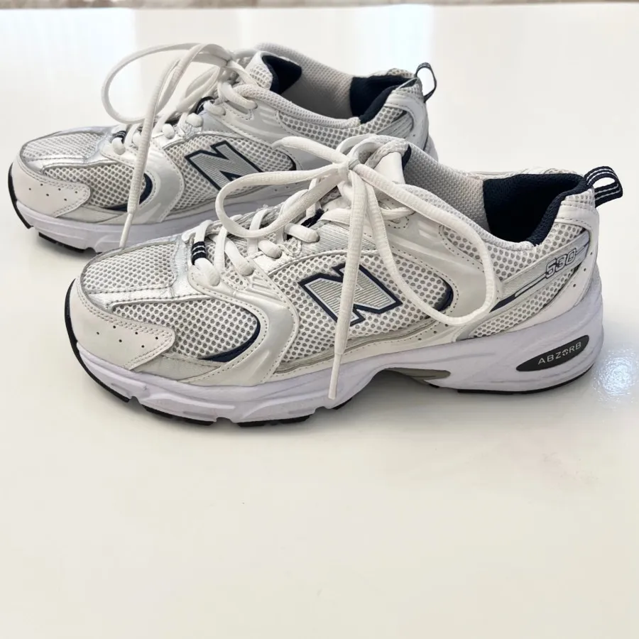 کتونی newbalance