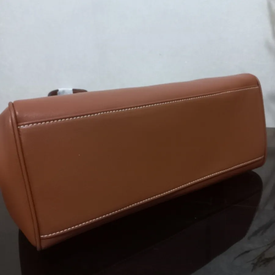 کیف دوشی  وارداتی