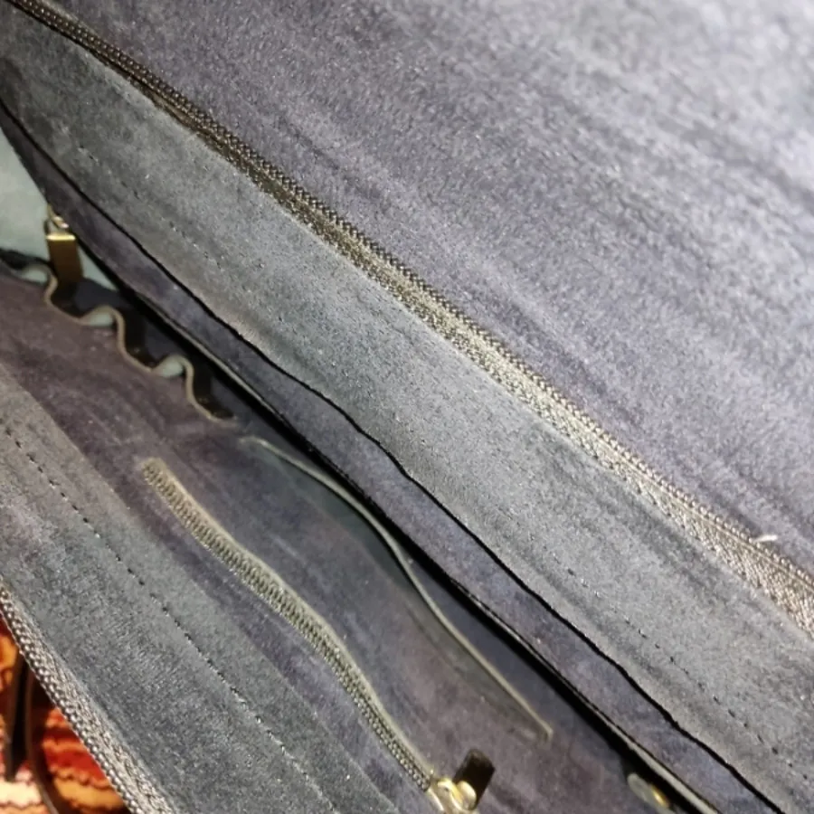 کیف چرم گاوی
