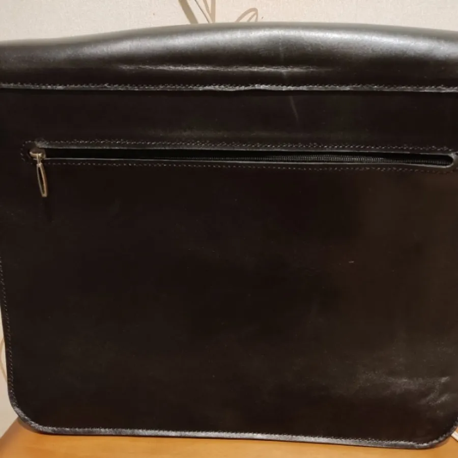 کیف چرم گاوی