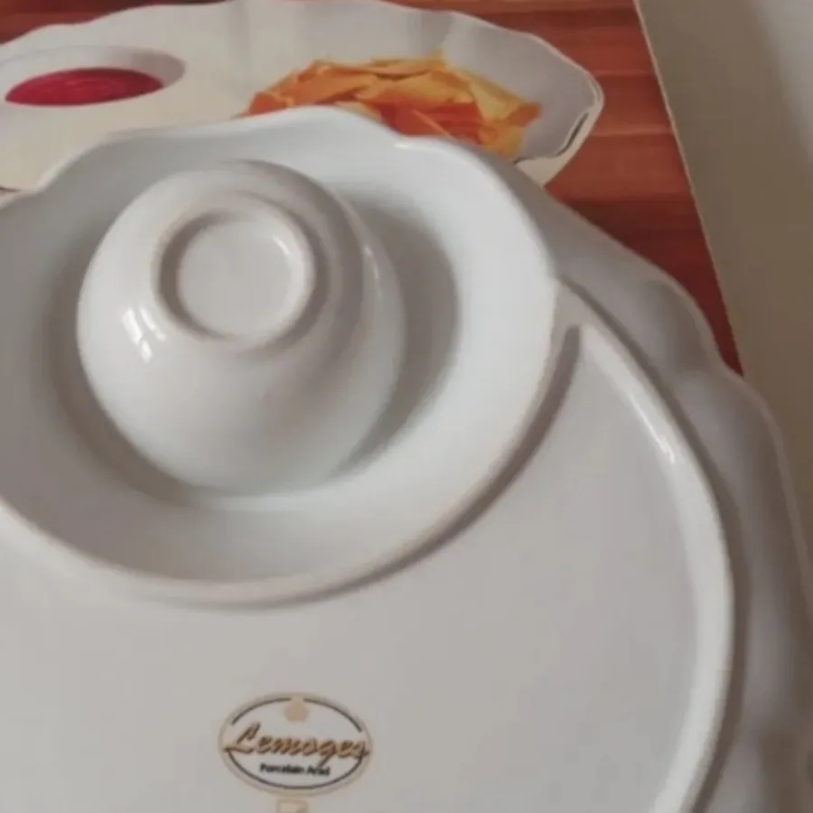 ظرف تنقلات و اسنک خوری