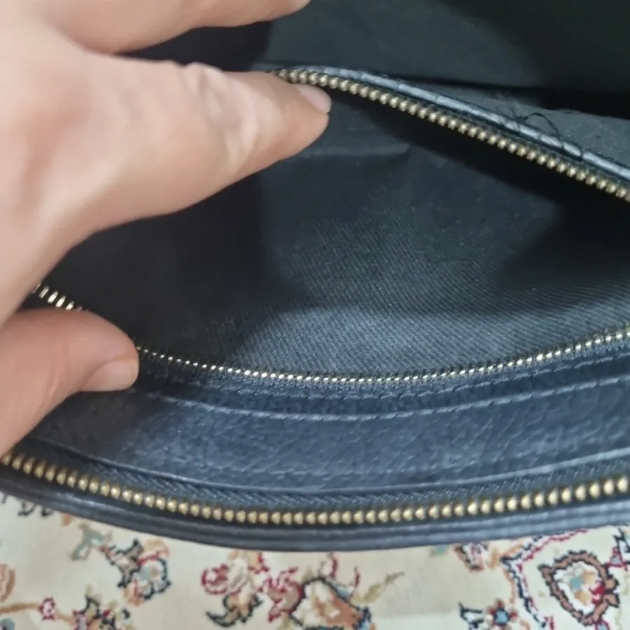 کیف مشکی نوین چرم