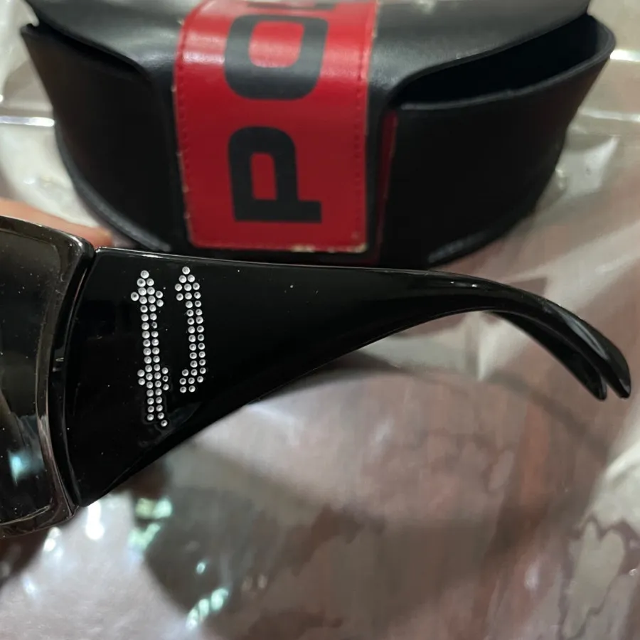 عینک اورجینال police