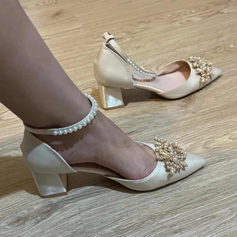 کفش مجلسی