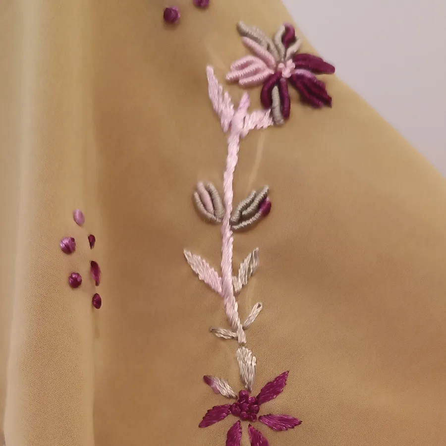 پارچه کار شده سبز هندی