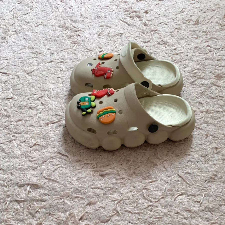 کراکس بچه گانه