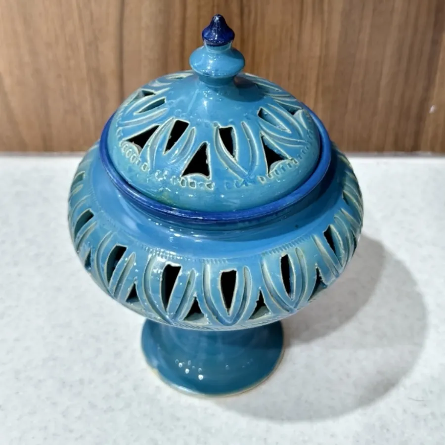 شکلات خوری